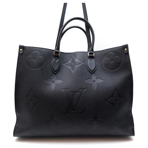 borsa louis vuitton grande bianca e nera|Monogram di Louis Vuitton da donna .